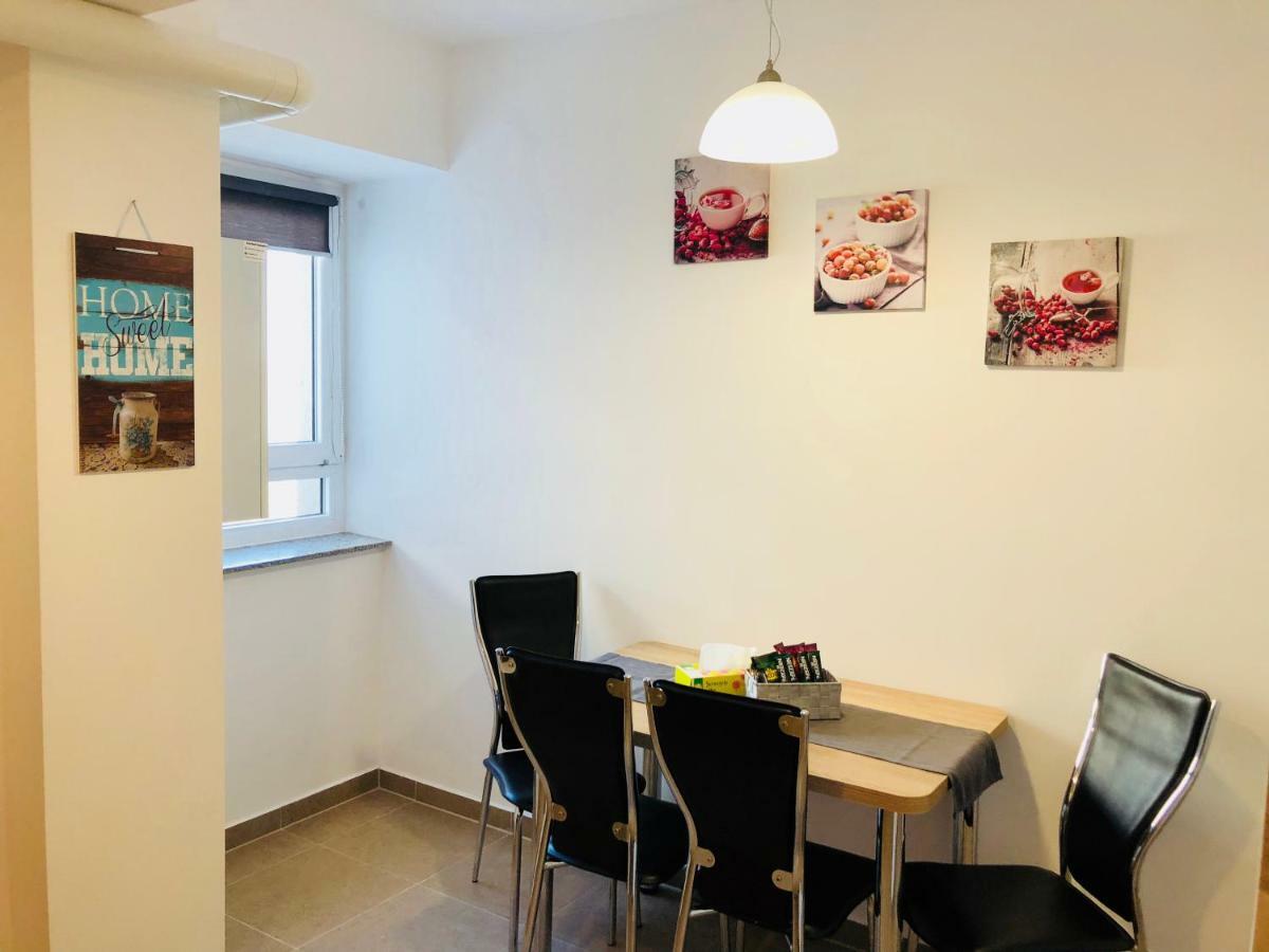 Eme Apartments Brasov Bagian luar foto