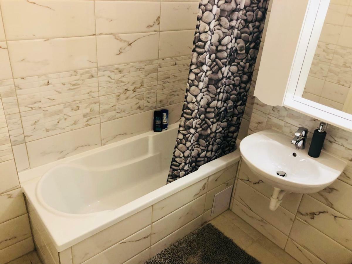 Eme Apartments Brasov Bagian luar foto