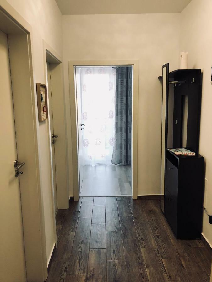 Eme Apartments Brasov Bagian luar foto