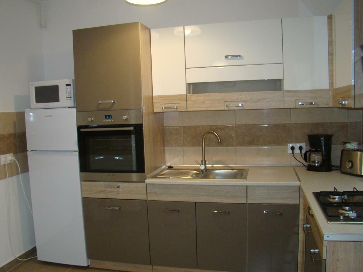 Eme Apartments Brasov Bagian luar foto