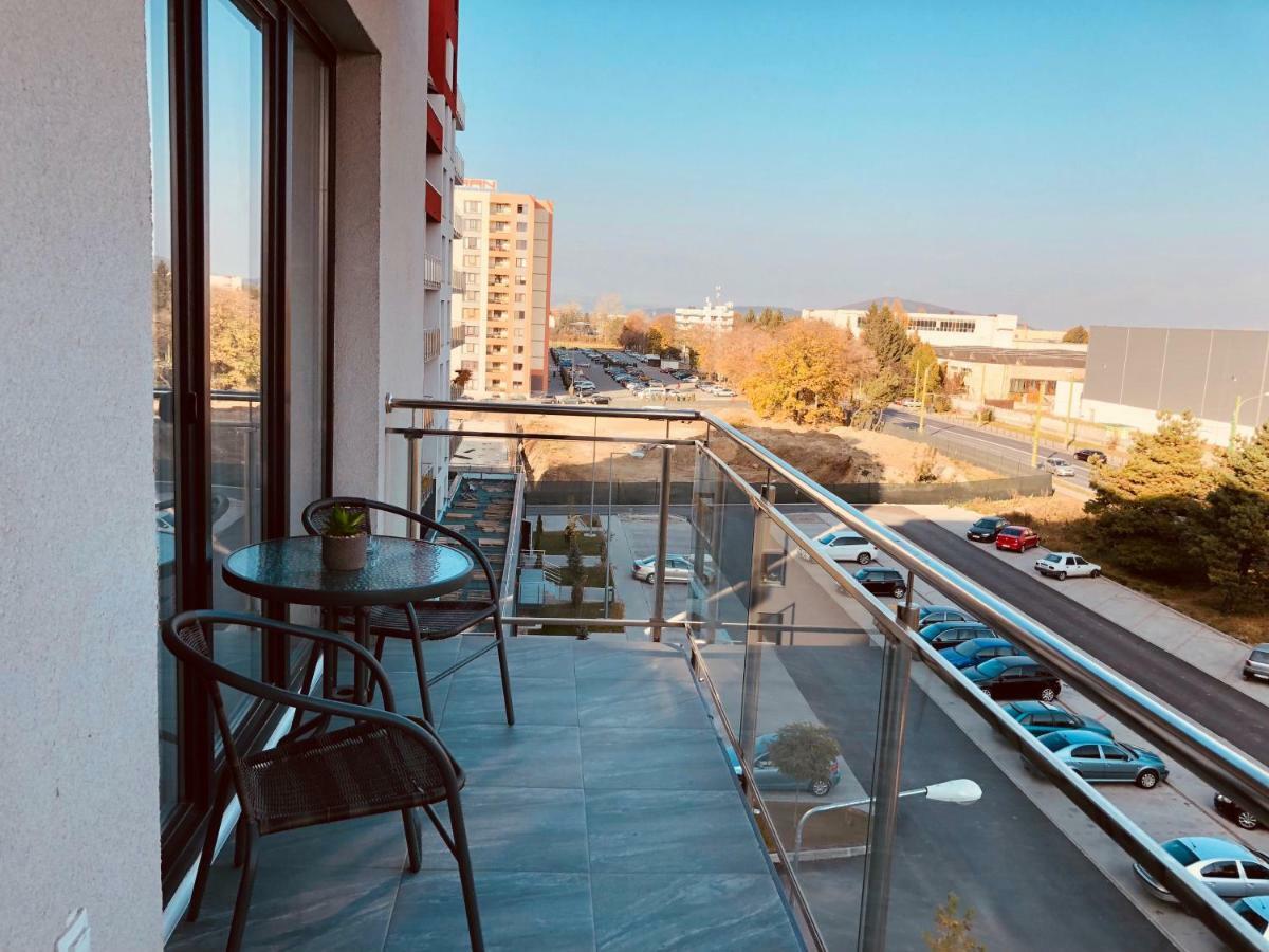 Eme Apartments Brasov Bagian luar foto