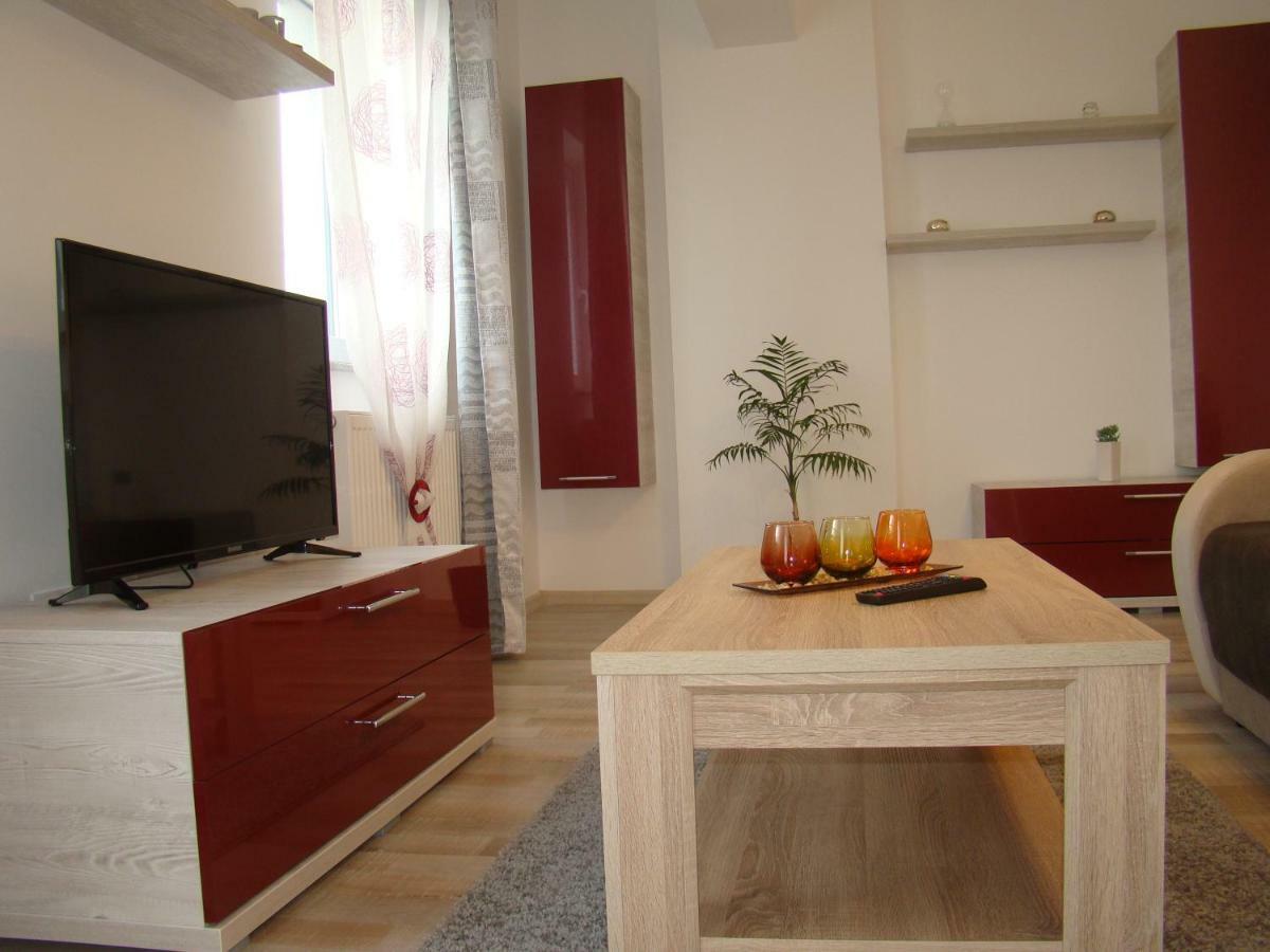 Eme Apartments Brasov Bagian luar foto